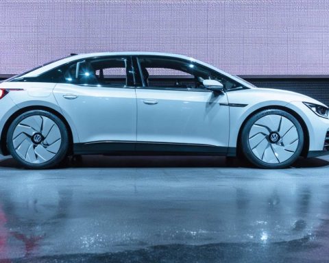 Volkswagen Slashes Prices in a Bold Move to Regain Ground in China’s Electric Vehicle Arena Volkswagen Slashes Prices in a Bold Move to Regain Ground in China’s Electric Vehicle Arena