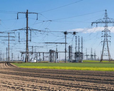 Europe’s Energy Grid Transformation: The Unsung Heroes Powering a Renewable Future Europe’s Energy Grid Transformation: The Unsung Heroes Powering a Renewable Future